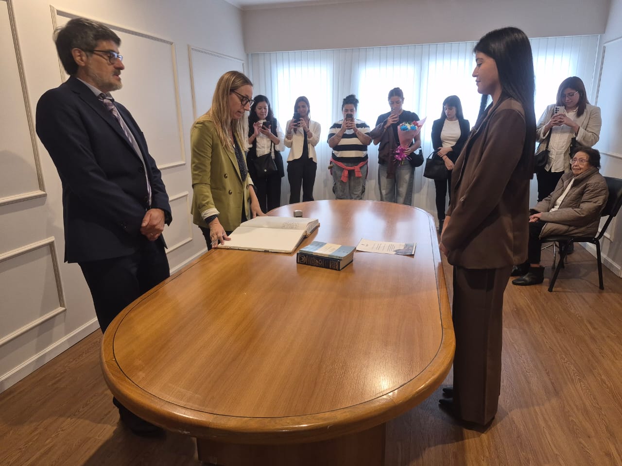 Florencio Varela: juró la doctora Solange Burgos como Auxiliar Letrada de la fiscalía descentralizada Nº 9