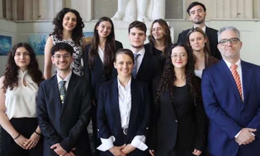 Estudiantes de la UBA obtuvieron el máximo premio en una competencia de la ONU
