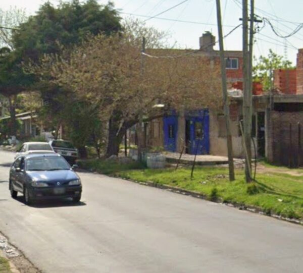 Quilmes: intentó apuñalar a su hermana, incendió una casa y terminó con quemaduras