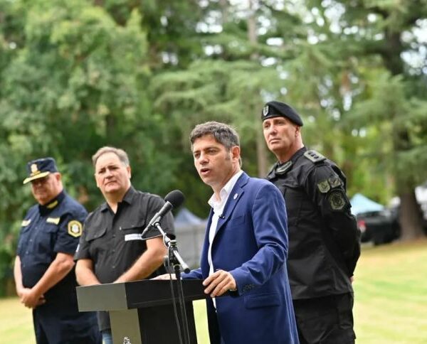 La Provincia oficializó subas para policías y penitenciarios