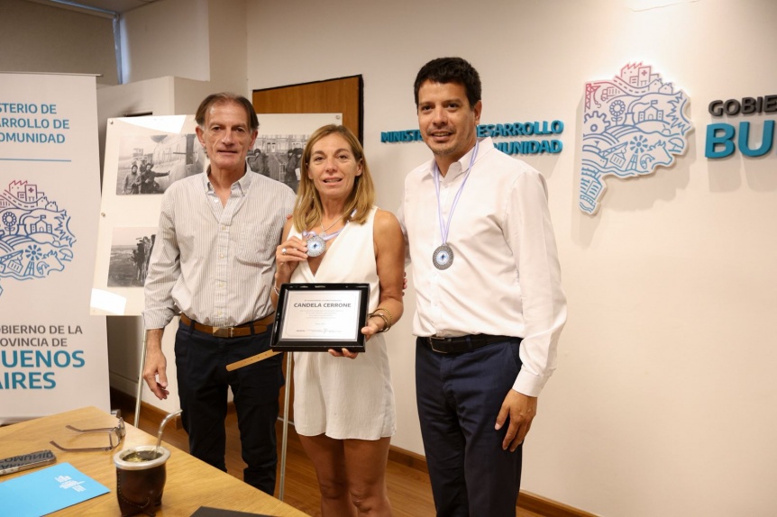 La Provincia reconoció a la atleta bonaerense que ganó la maratón en las Islas Malvinas