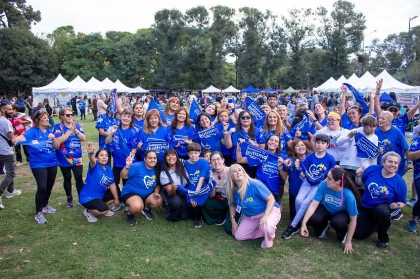 Mayra Mendoza y Eva Mieri participaron de una jornada por el día de concientización sobre el autismo