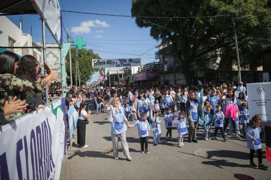 Villa La Florida celebró sus 100 años con desfile, actos y shows en vivo