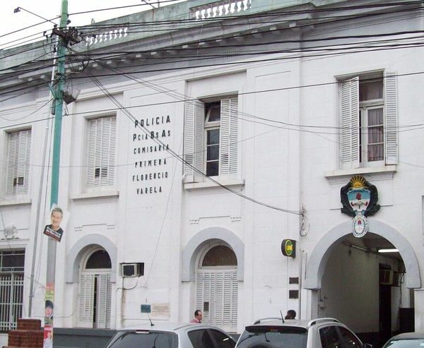 Escándalo en Florencio Varela: detienen a policías acusados de exigir pagos en dólares en operativo por robo de cables
