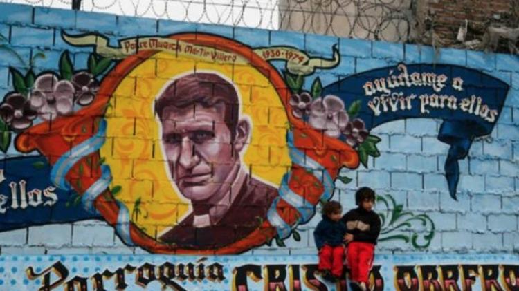 A 52 años del crimen de Carlos Mugica, curas villeros renuevan su misión