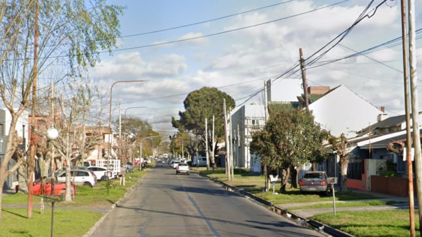 Una mujer cayó en un pozo ciego en el patio de su casa de Quilmes Oeste y debió ser asistida por&hellip;