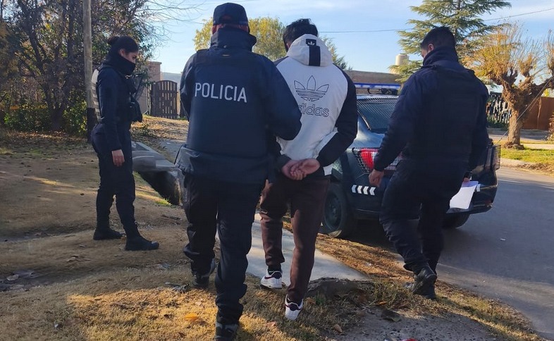 Mega estafa cripto: investigación de fiscales bonaerenses terminó con 21 detenidos