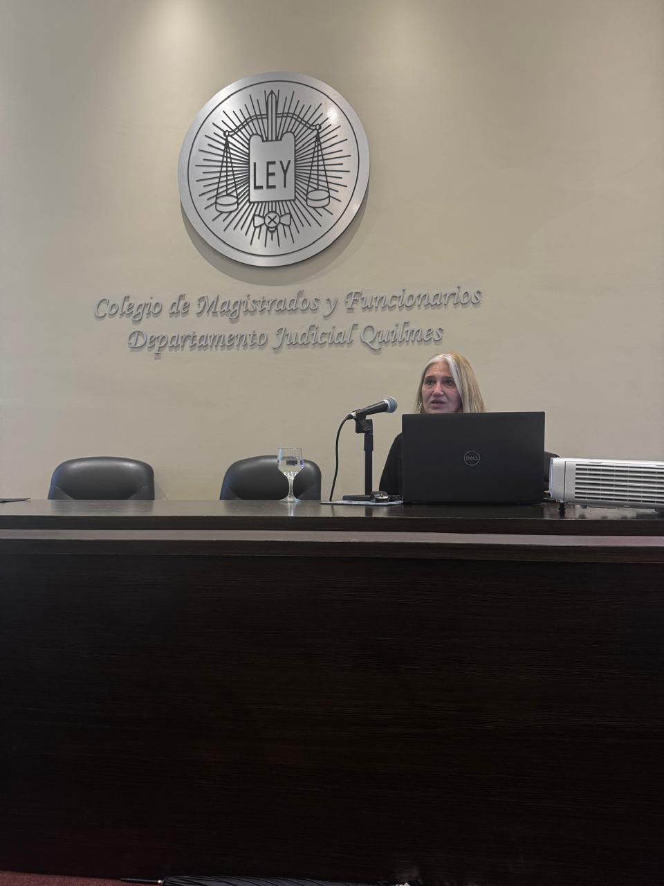 Exitosa jornada sobre la nueva legislación de adopción en el Colegio de Magistrados de Quilmes