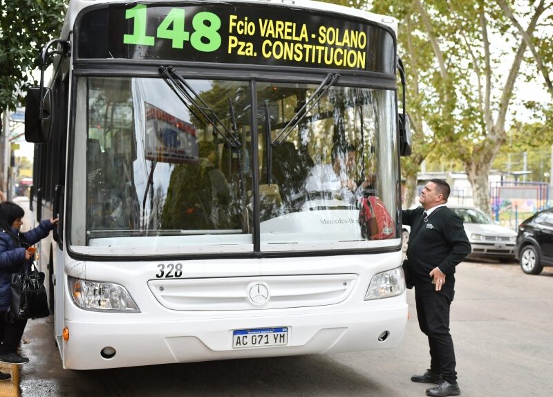 Se reanudó el servicio de la línea 148 entre Florencio Varela y Constitución