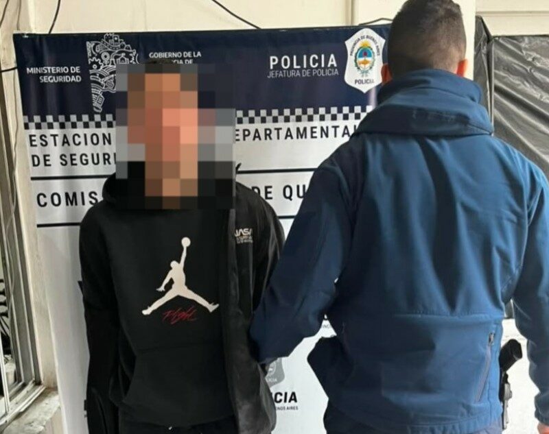Atraparon a un hombre que usaba un inhibidor de señal para robar autos en Quilmes Oeste