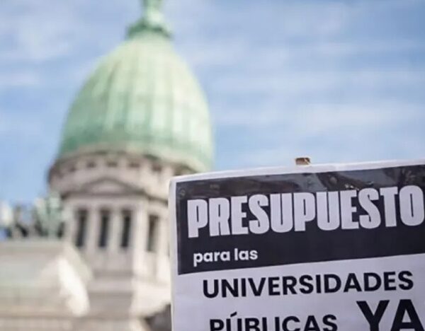 “Milei cumplí la Ley”: la Marcha Federal Universitaria vuelve a las calles