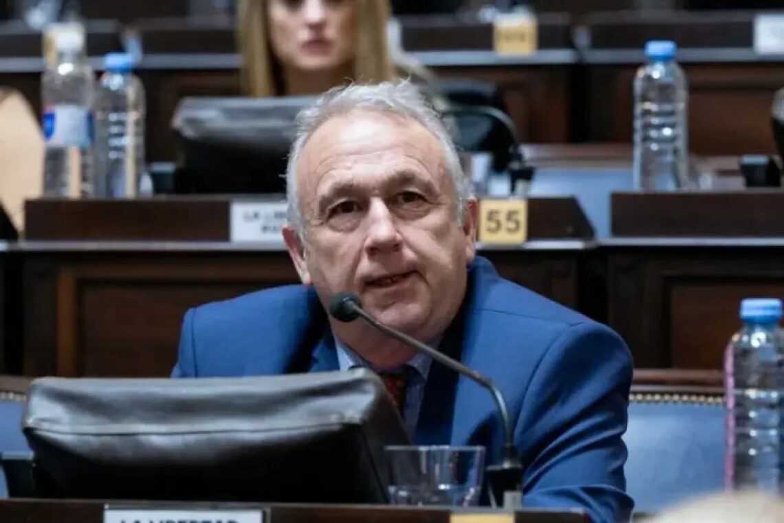 Impulsan una ley para prohibir las campañas políticas con recursos del Estado