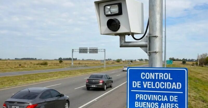 Radares inteligentes: analizan implementar en Argentina un sistema que mide la velocidad promedio
