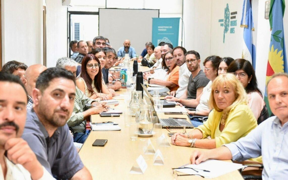 Paritaria bonaerense: Provincia y estatales retoman las reuniones, pero no se hablará de aumento