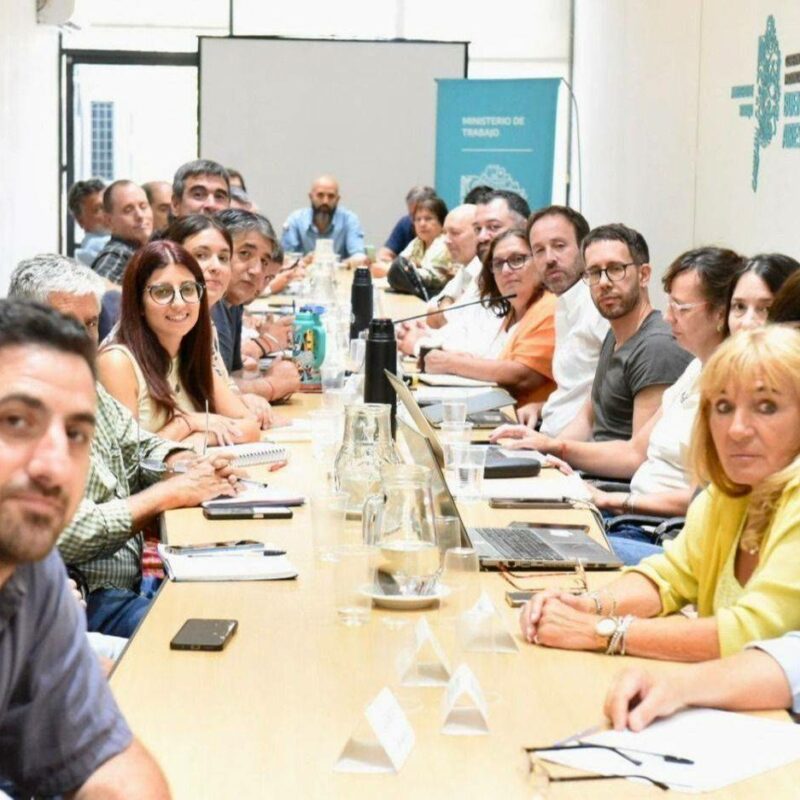 Paritaria bonaerense: Provincia y estatales retoman las reuniones, pero no se hablará de aumento