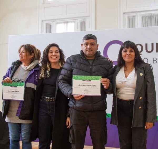 Quilmes entregó certificados de la Ley Micaela a trabajadores municipales en el marco del «Ni Una Menos»
