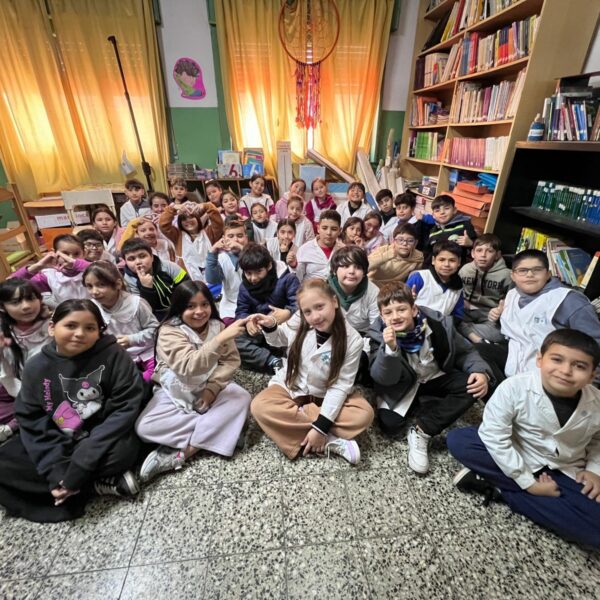 Estudiantes de 4° grado de la EP N° 21 de Bernal crearon un Aula de la Calma para la inclusión de niños y niñas con autismo