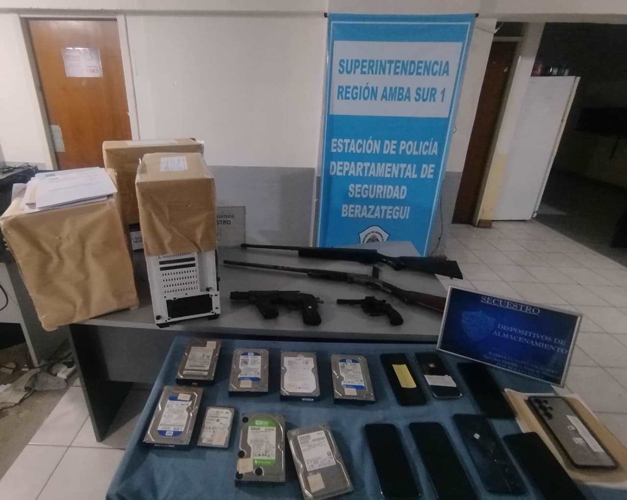 Dos detenidos en allanamientos por una investigación en la región por delitos vinculados a material de abuso sexual infantil