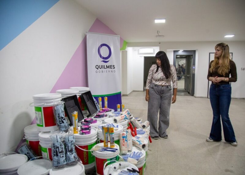 El Municipio de Quilmes y la Fundación Banco Provincia entregaron insumos a clubes de barrio