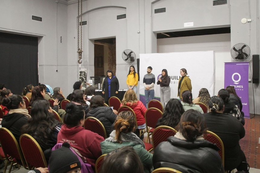 Comenzó el tercer curso de introducción a la lengua de señas y cultura sorda en Quilmes