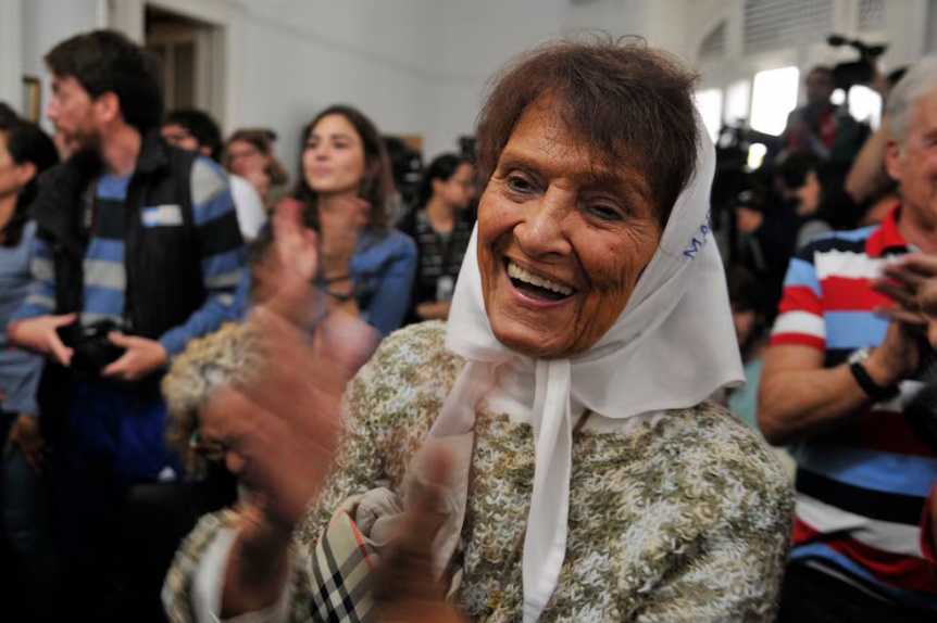 Murió Taty Almeida, presidenta de Madres de Plaza de Mayo Línea Fundadora
