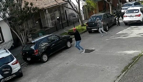 Delincuentes armados asaltaron a un jubilado en Don Bosco