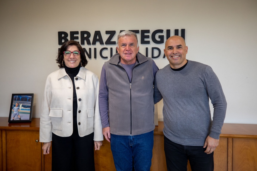 A 15 años de la UNAJ, reafirman el trabajo conjunto entre las comunas de la región y la universidad