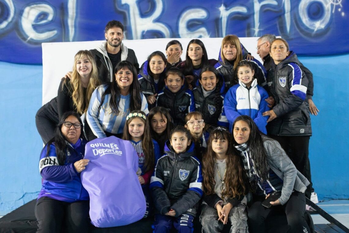 El Municipio de Quilmes entregó kits a 37 clubes de barrio