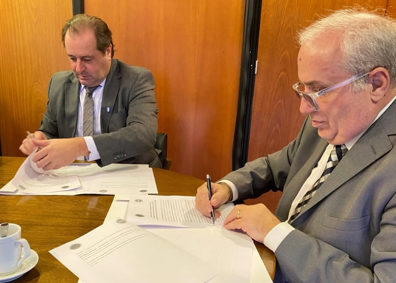 El Colegio de Abogados de Quilmes y la Universidad del Oeste firmaron convenio de fortalecimiento académico