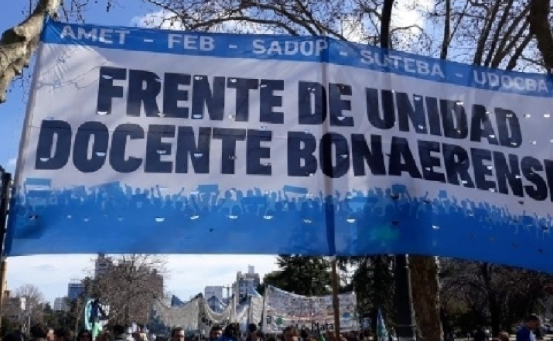 Paritarias docentes: los gremios calificaron de “insuficiente” la propuesta de Kicillof