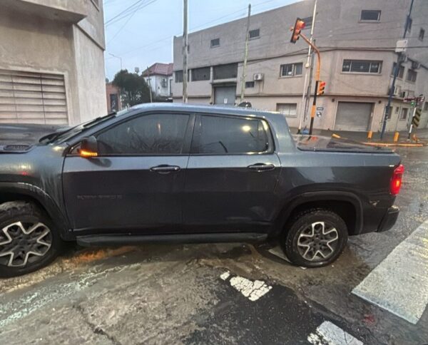 Seis menores fueron aprehendidos tras una persecución con una camioneta robada en Quilmes