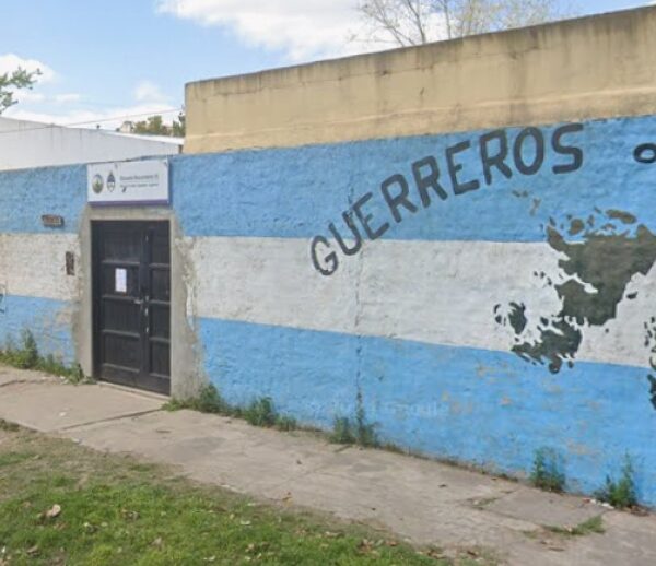 Indignación en Ezpeleta: delincuentes robaron e incendiaron dos aulas del complejo escolar de El Jalón