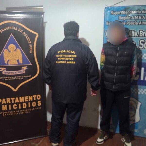 Cayeron dos acusados por asesinato de un joven en Solano cuando iba al colegio