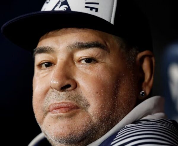 Caso Maradona: peritos de la Junta Médica habrían analizado la historia clínica de Don Diego