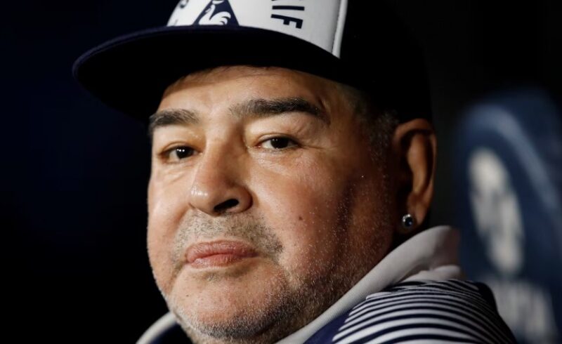 Caso Maradona: peritos de la Junta Médica habrían analizado la historia clínica de Don Diego