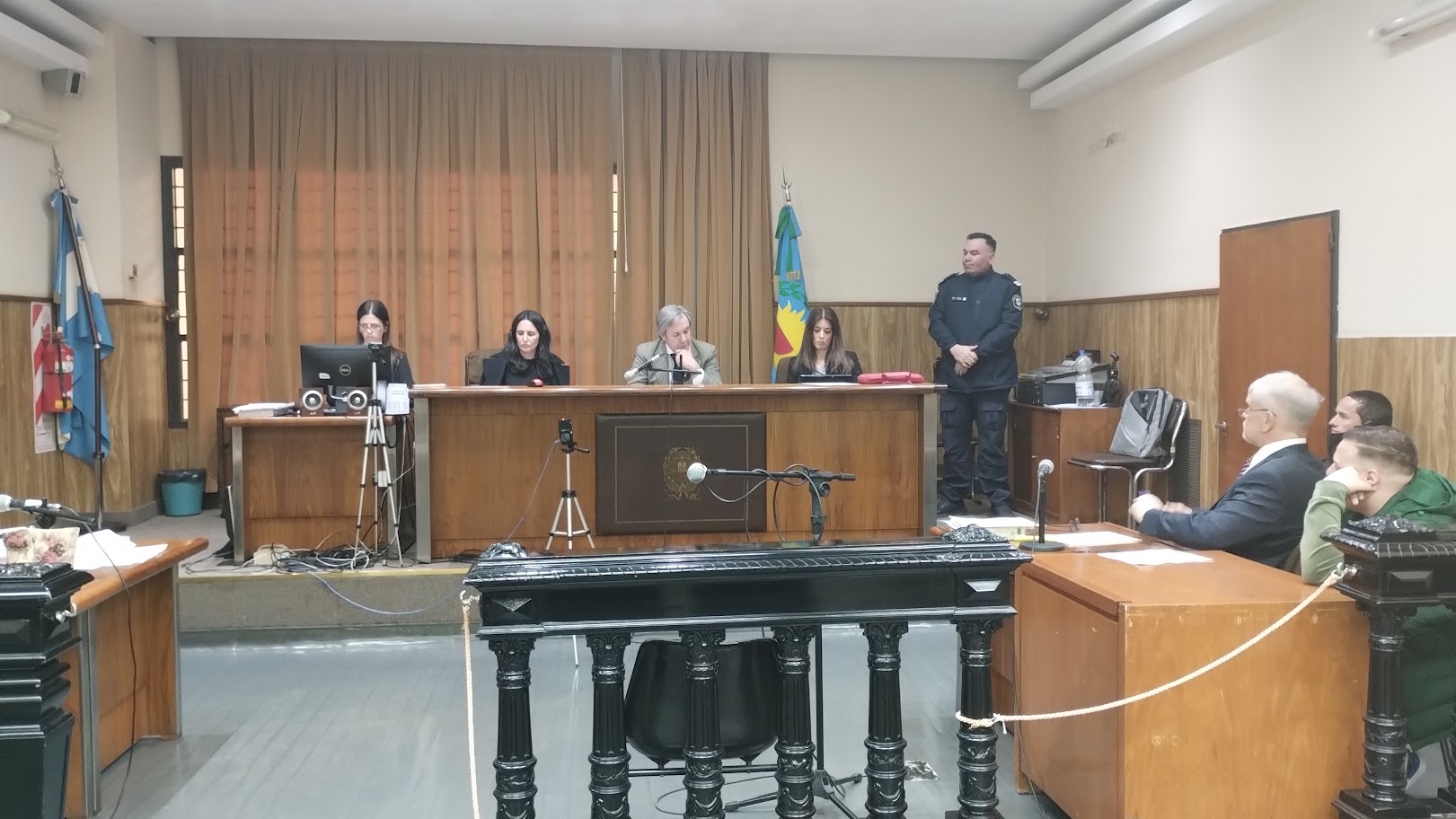 Comenzó el juicio por un homicidio en la ribera de Quilmes: el Tribunal 1 denegó un pedido de careo en la primer jornada