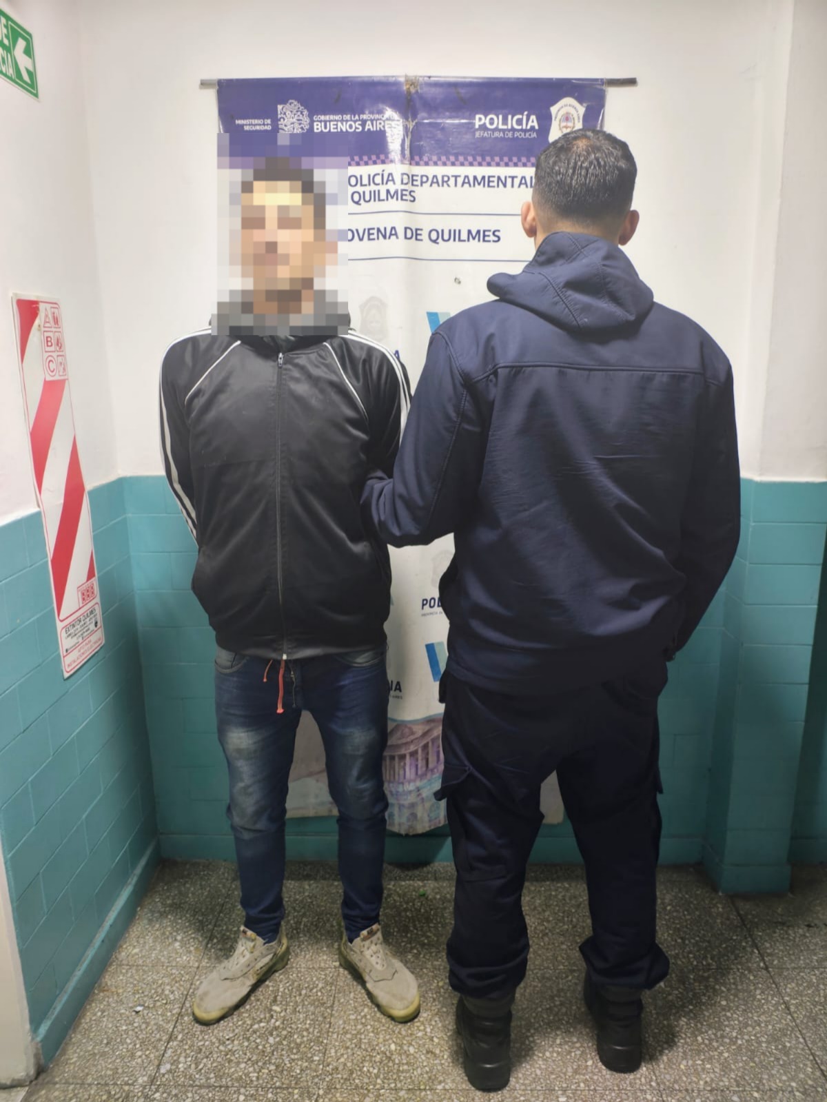 Detuvieron a tres escaladores que se prestaban a ingresar en una casa para robar en Quilmes Oeste