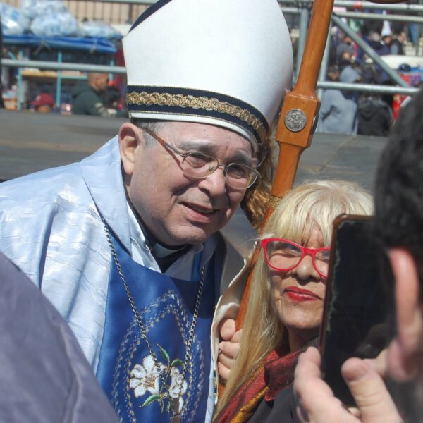 Masiva peregrinación a Luján: la Diócesis de Quilmes inició los festejos por sus Bodas de Oro y el Obispo Tissera anunció su renuncia