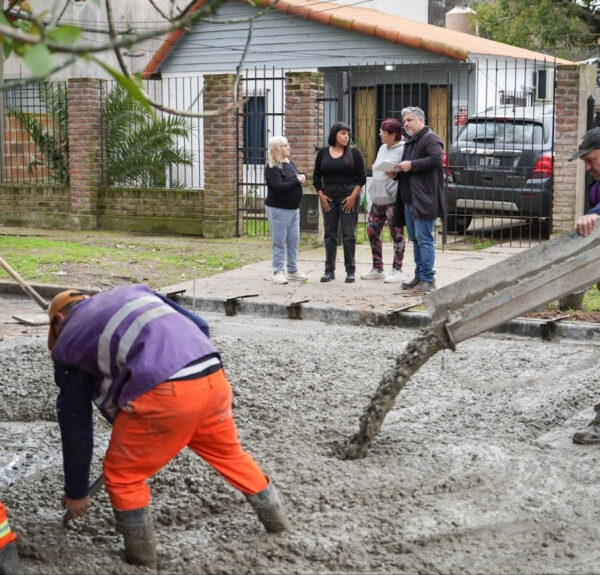 Quilmes Oeste: Avanzan con nuevas obras de bacheo en distintos barrios del distrito