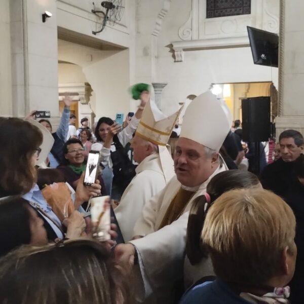 La Diócesis de Quilmes celebró su 50° aniversario con un emotivo oficio en la Catedral Inmaculada Concepción