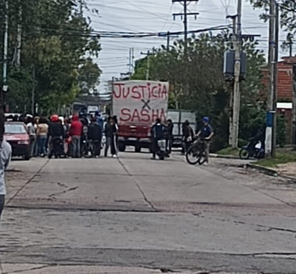 Crimen en Villa El Monte: marcharon y reclamaron “Justicia por Sasha”