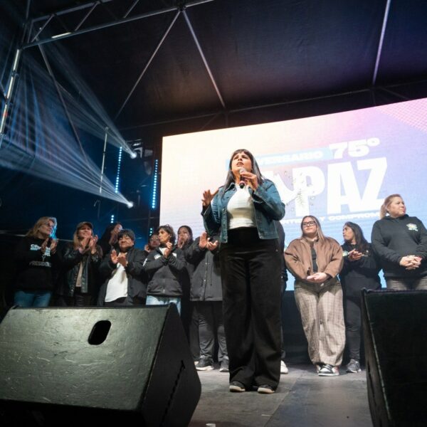 El barrio La Paz festejó sus 75 años con un festival y el anuncio de obras