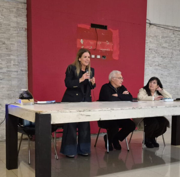 Por primera vez una mujer preside Bomberos Voluntarios de Bernal