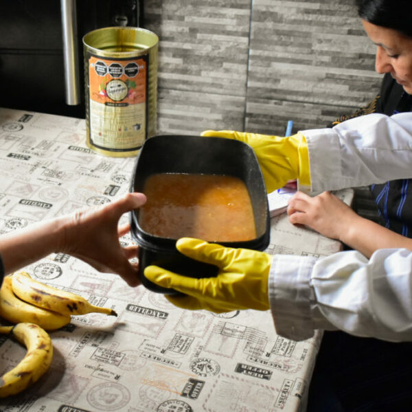SuperSopa entregó sus primeras donaciones de la campaña 5milx5mil